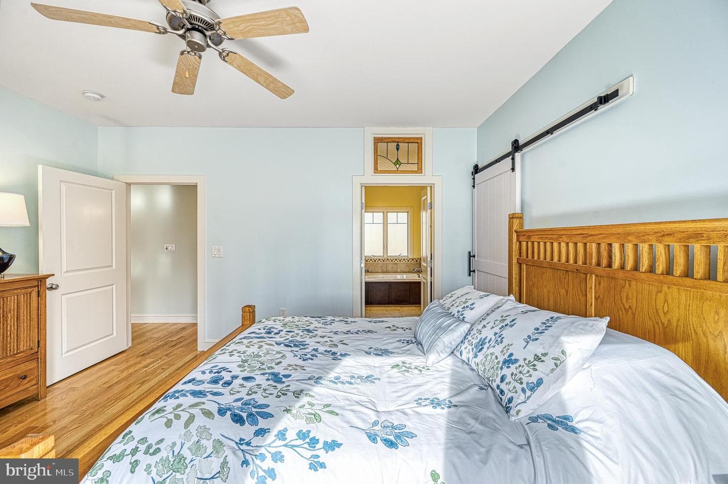 241 William Street photo 17