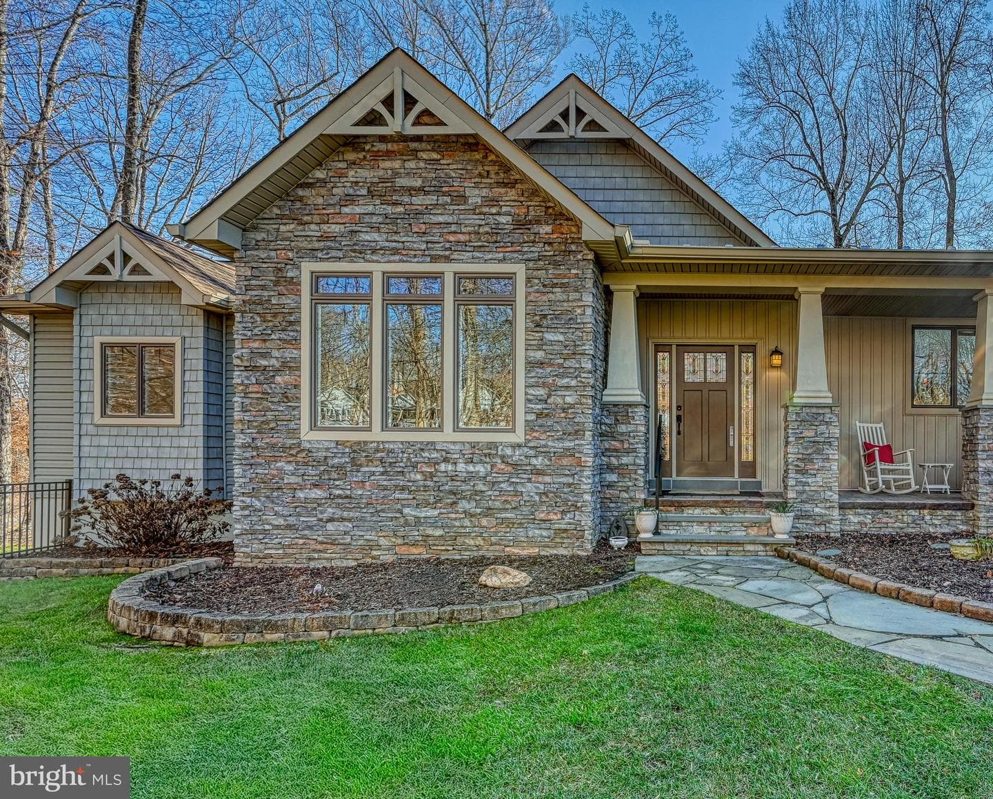 241 William Street photo 2