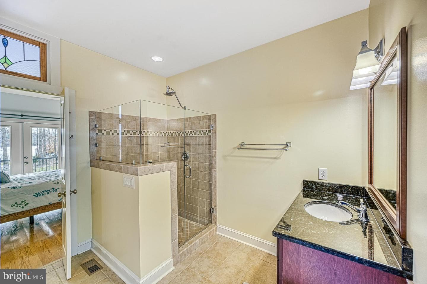 241 William Street photo 21