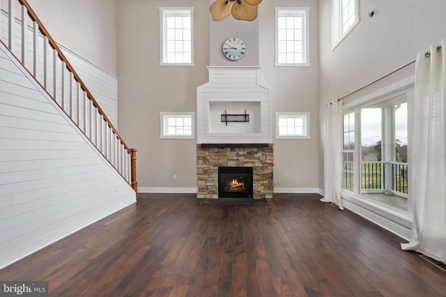 86 Long View Drive photo 27