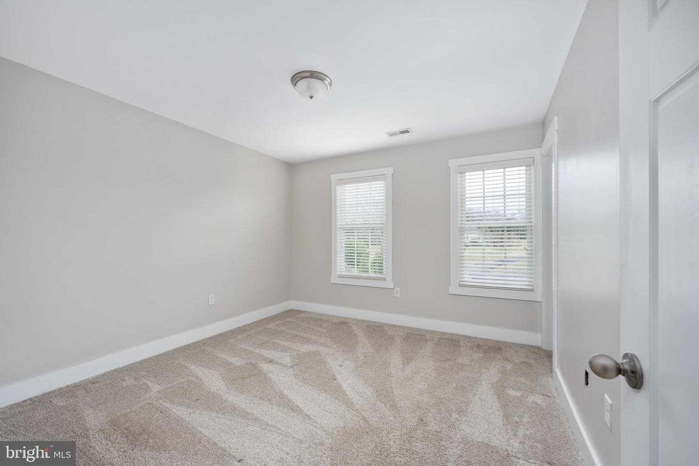 86 Long View Drive photo 52