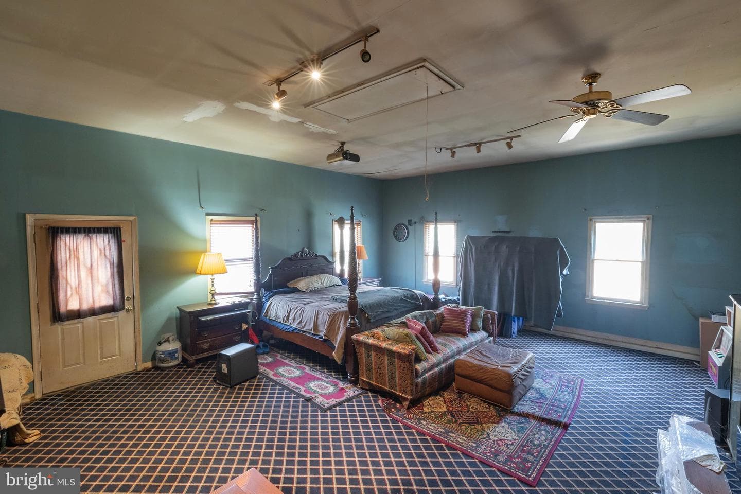 4231 Campbell Road photo 32