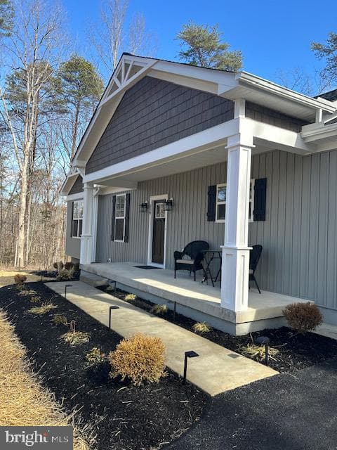 319 Pine Harbour photo 1