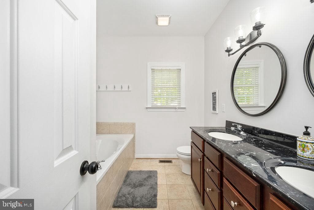 326 Anna Highview photo 74