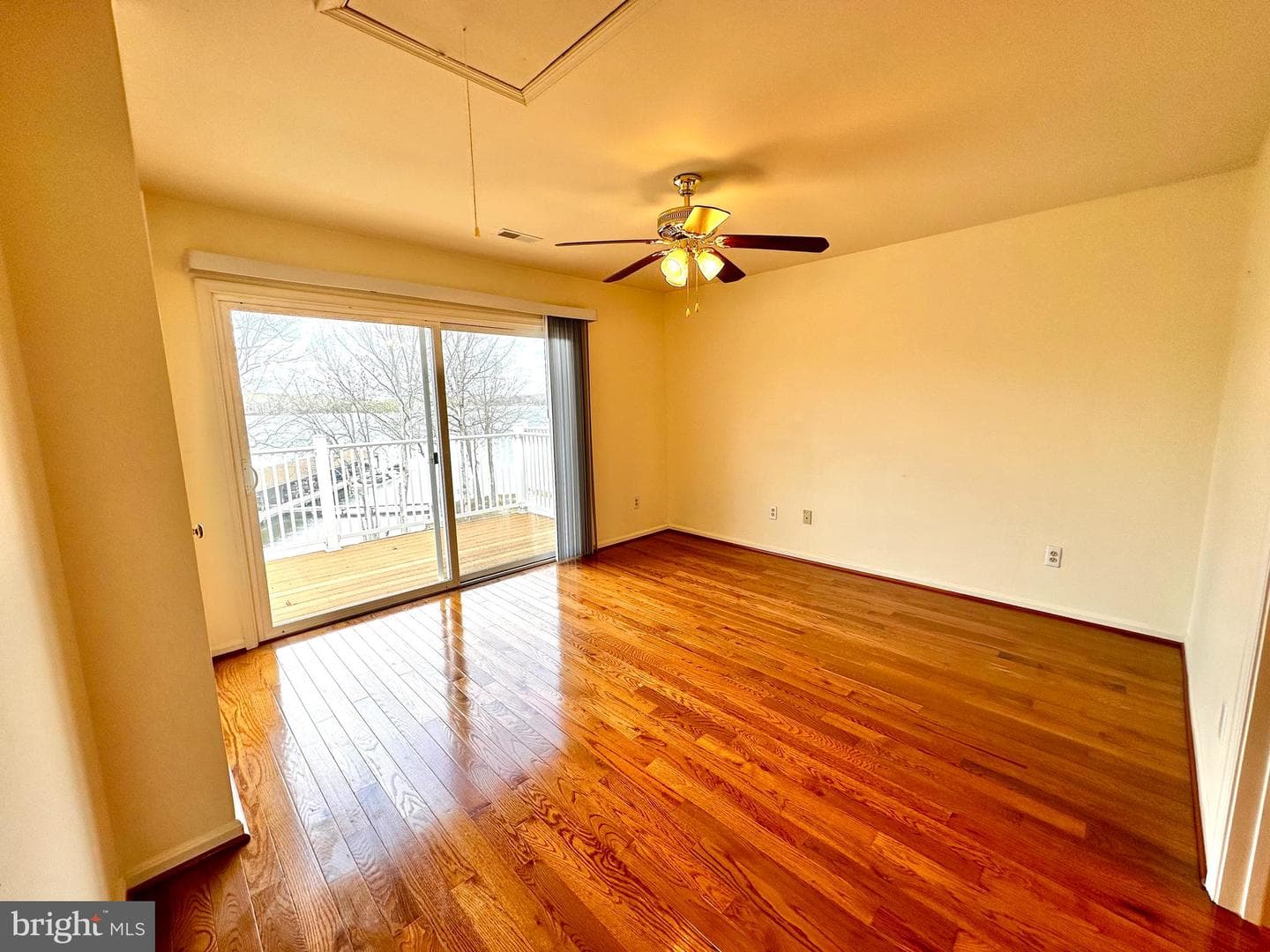 288 Lake Front Drive photo 20
