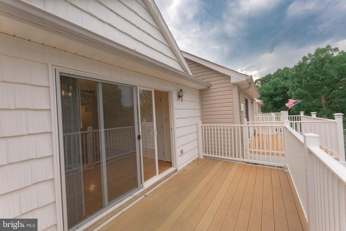 288 Lake Front Drive photo 24