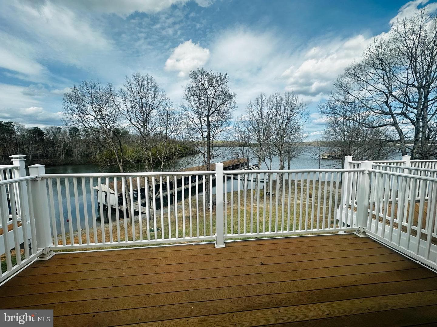288 Lake Front Drive photo 25