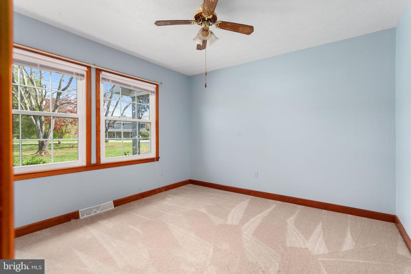 189 Bluewater Boulevard N photo 21