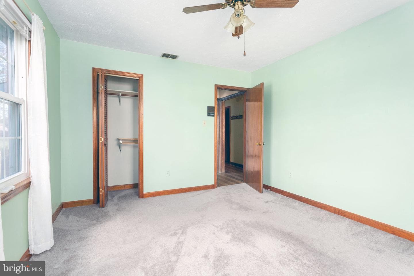 189 Bluewater Boulevard N photo 22
