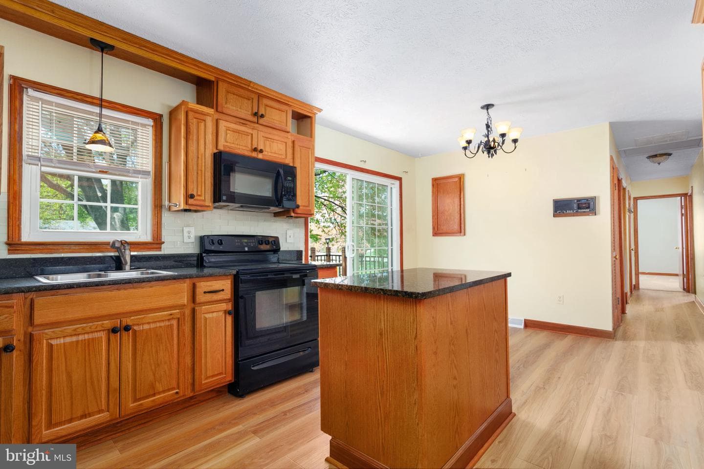 189 Bluewater Boulevard N photo 8