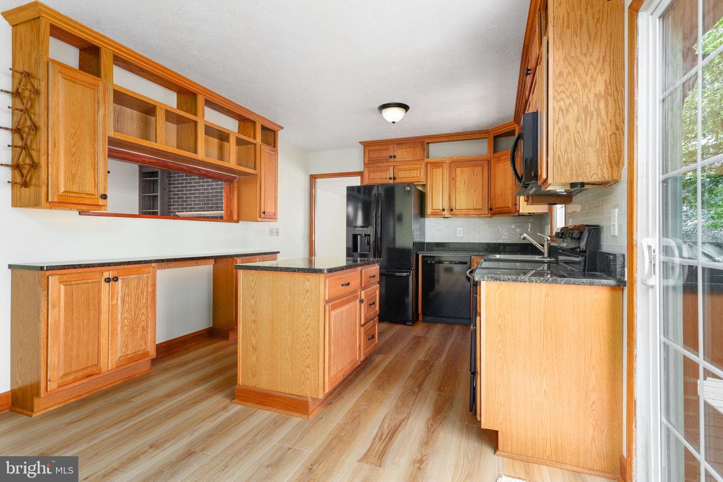 189 Bluewater Boulevard N photo 9