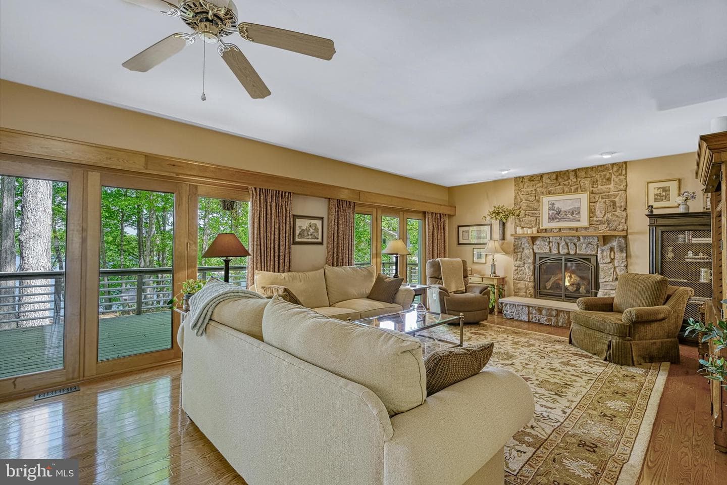 524 Douglas Road photo 11
