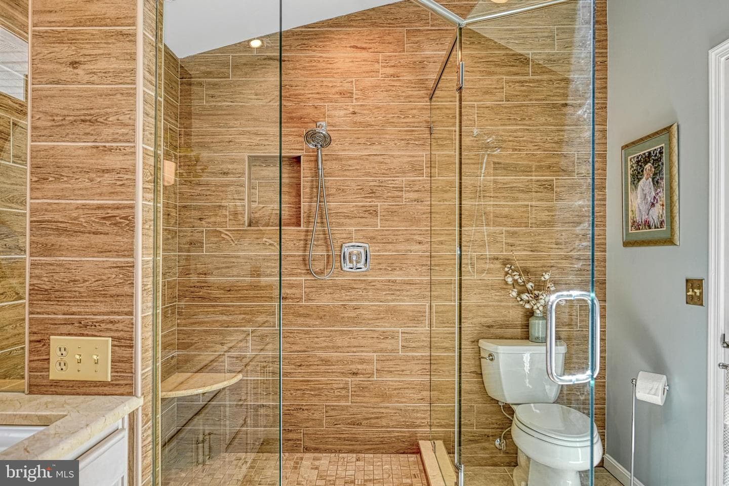 524 Douglas Road photo 29