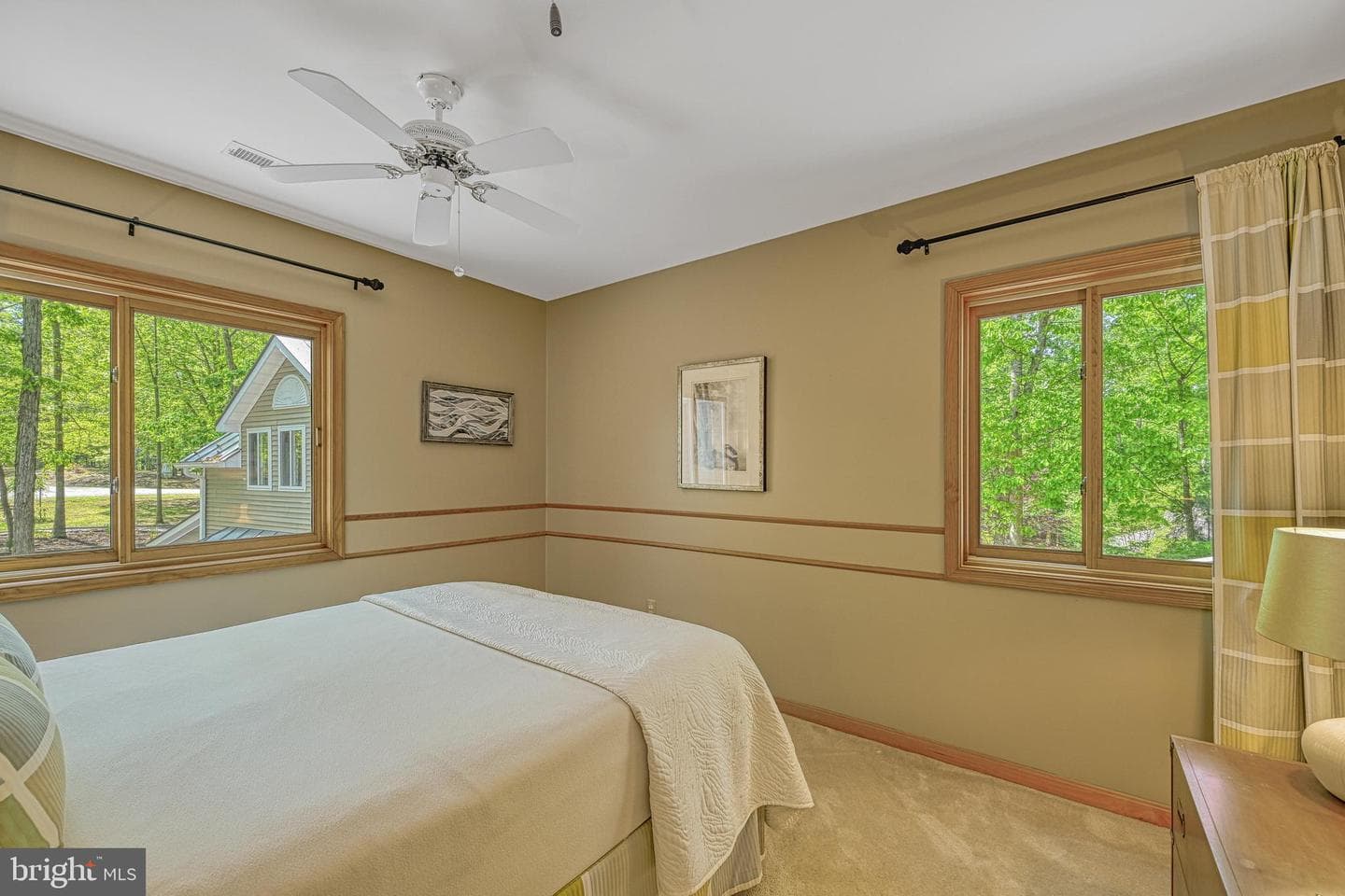 524 Douglas Road photo 32