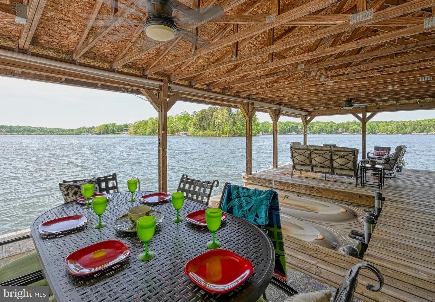 524 Douglas Road photo 54