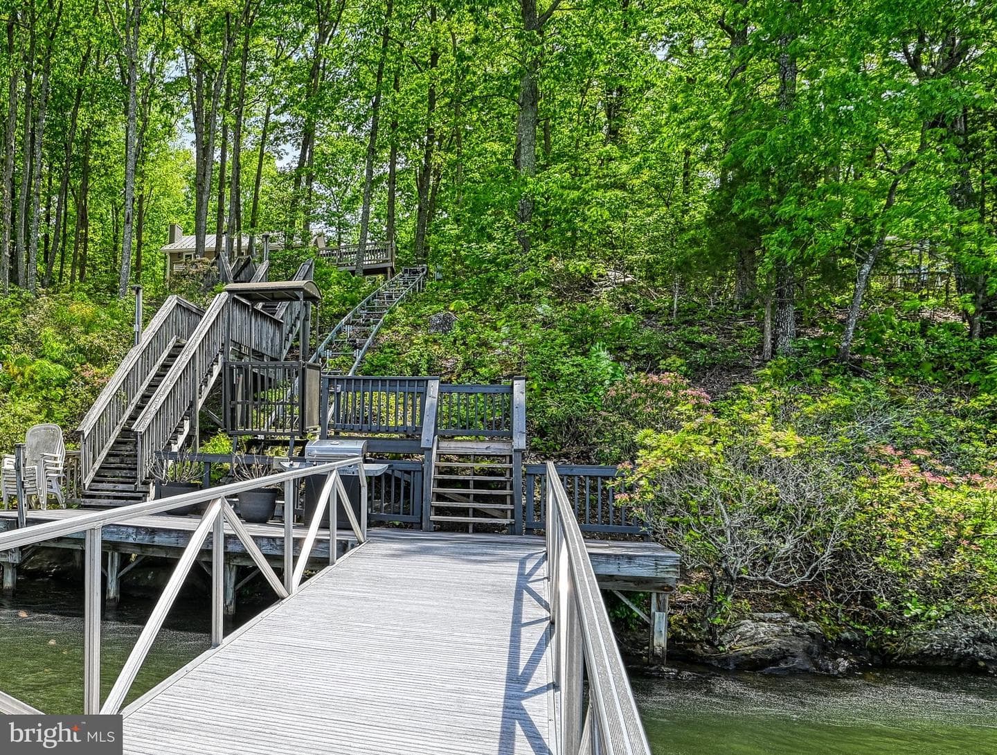 524 Douglas Road photo 60