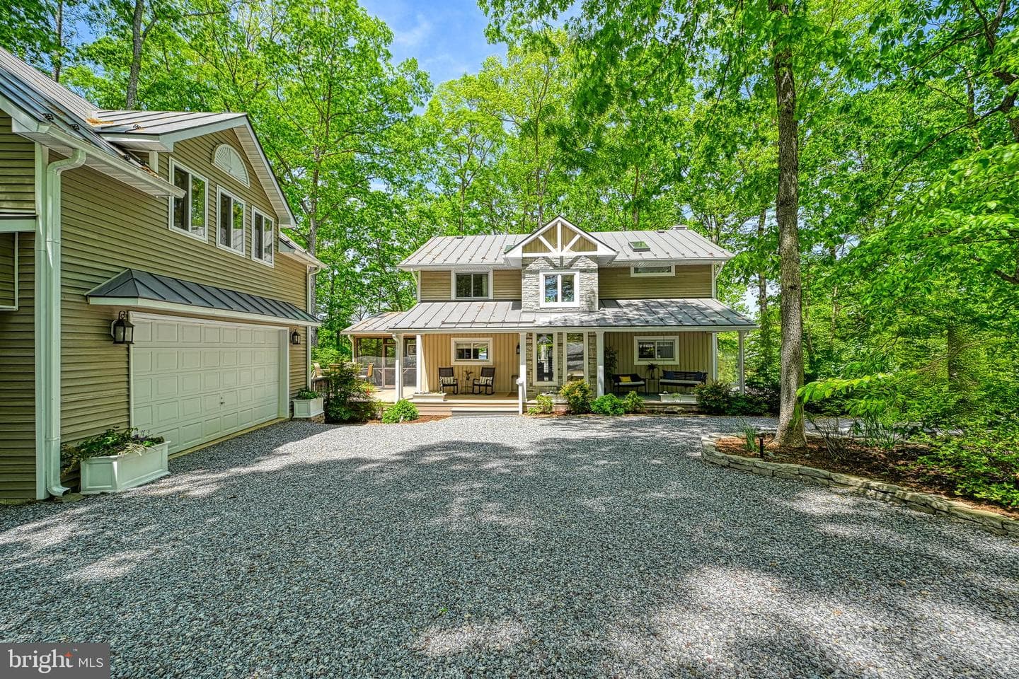 524 Douglas Road photo 61