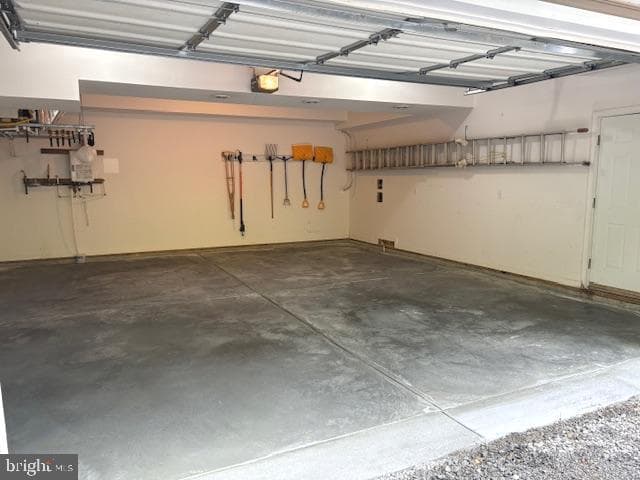 524 Douglas Road photo 62