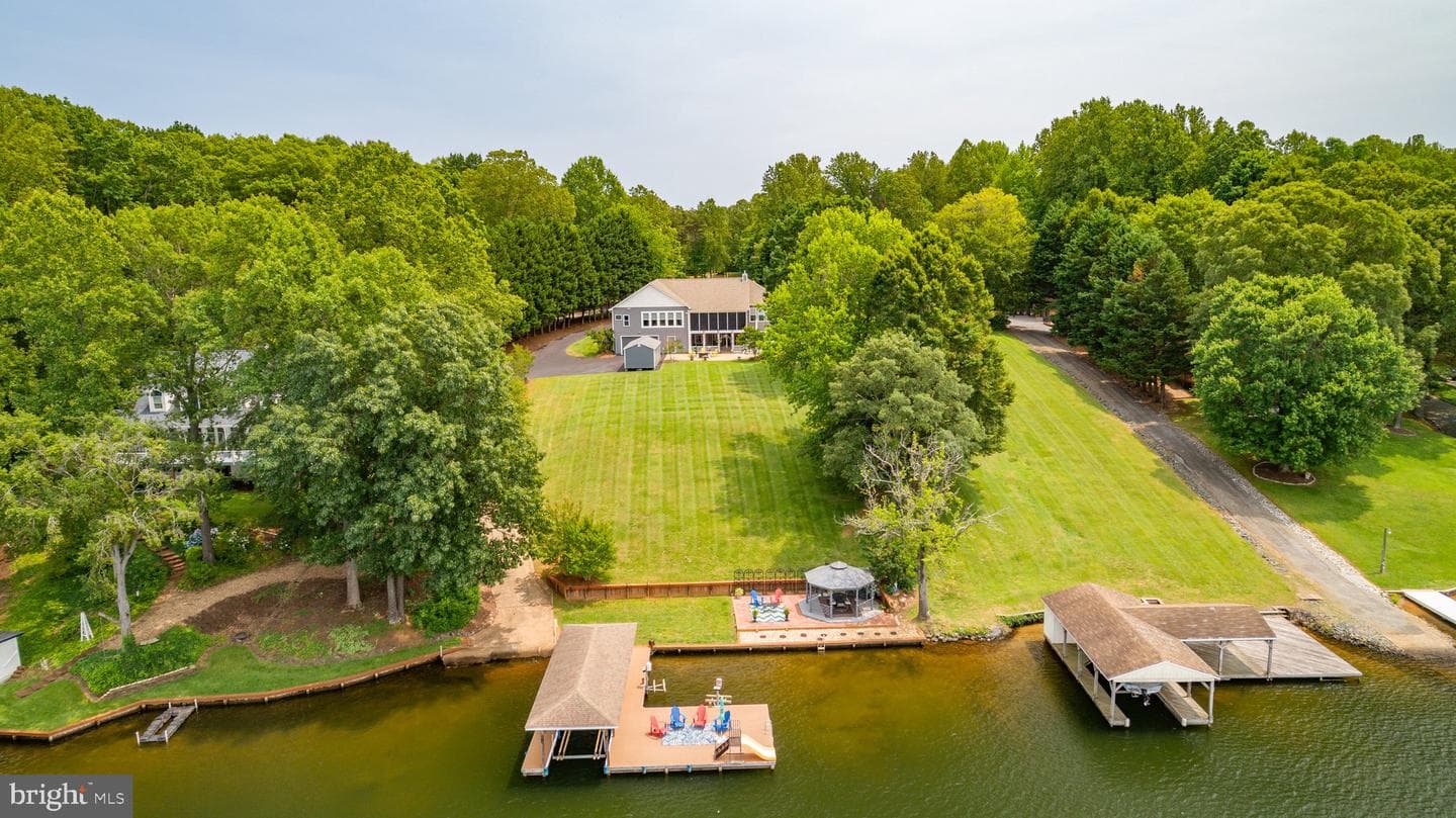 565 Busbees Point Road