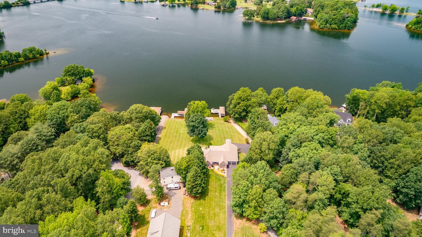 565 Busbees Point Road photo 107
