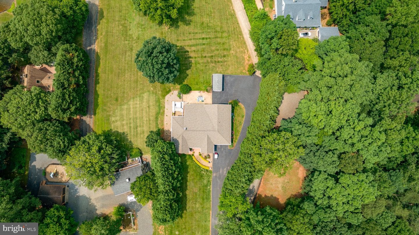 565 Busbees Point Road photo 114