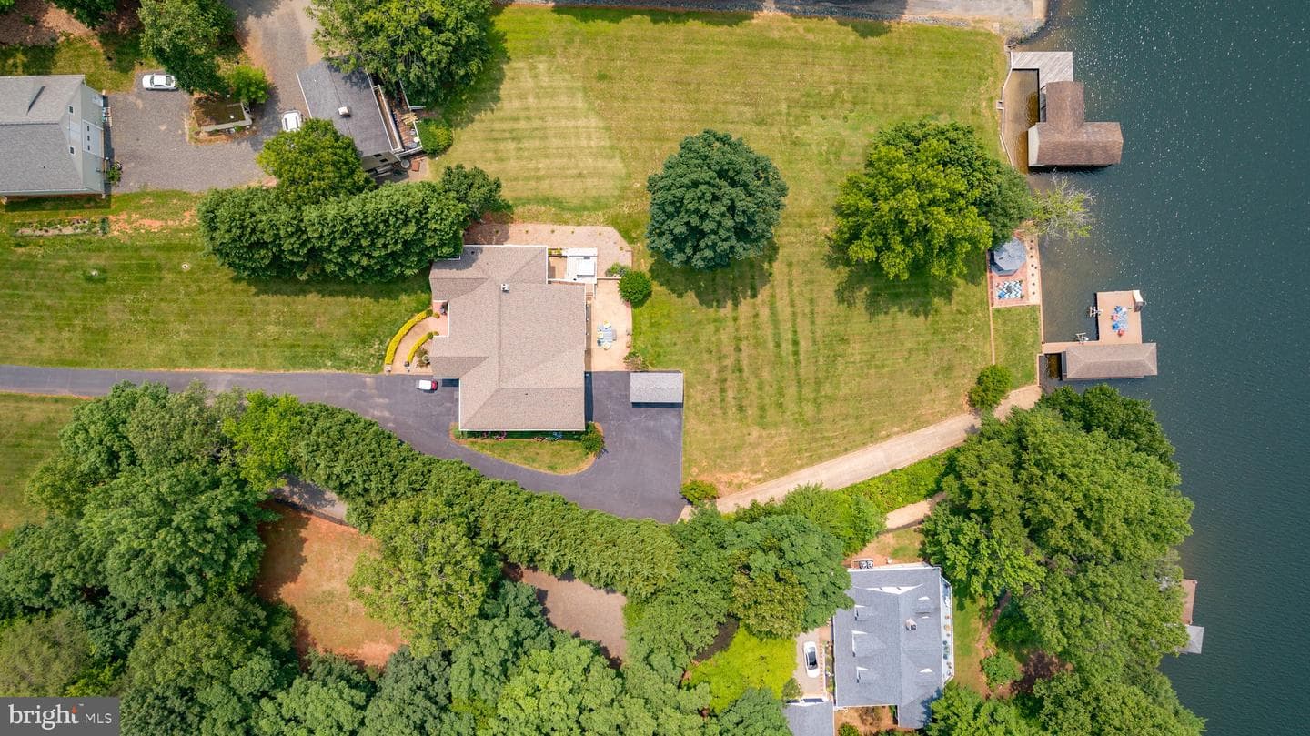 565 Busbees Point Road photo 115