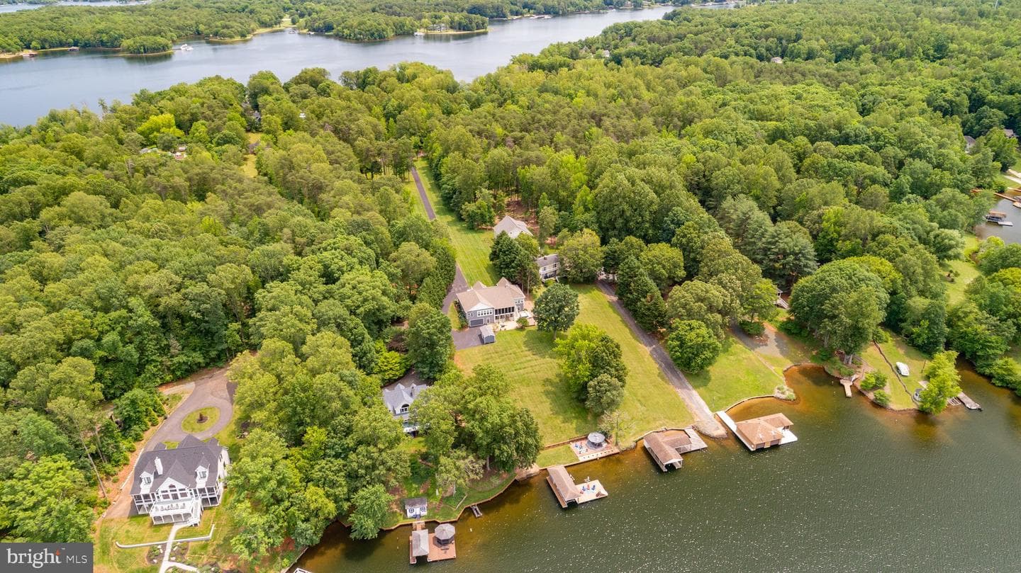 565 Busbees Point Road photo 116
