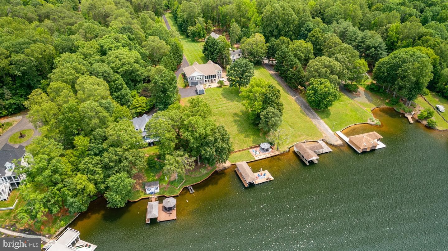 565 Busbees Point Road photo 121