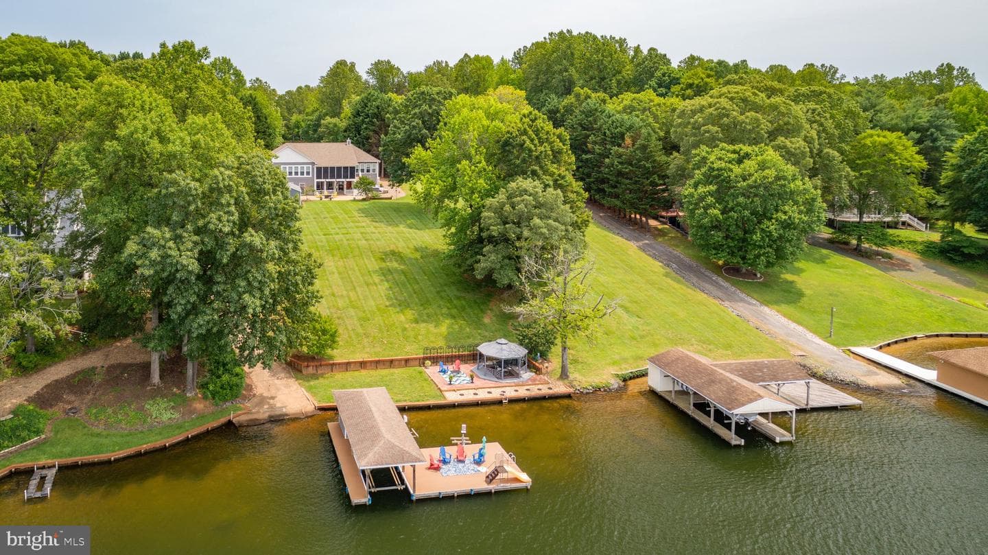 565 Busbees Point Road photo 126