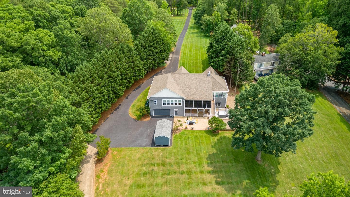 565 Busbees Point Road photo 128
