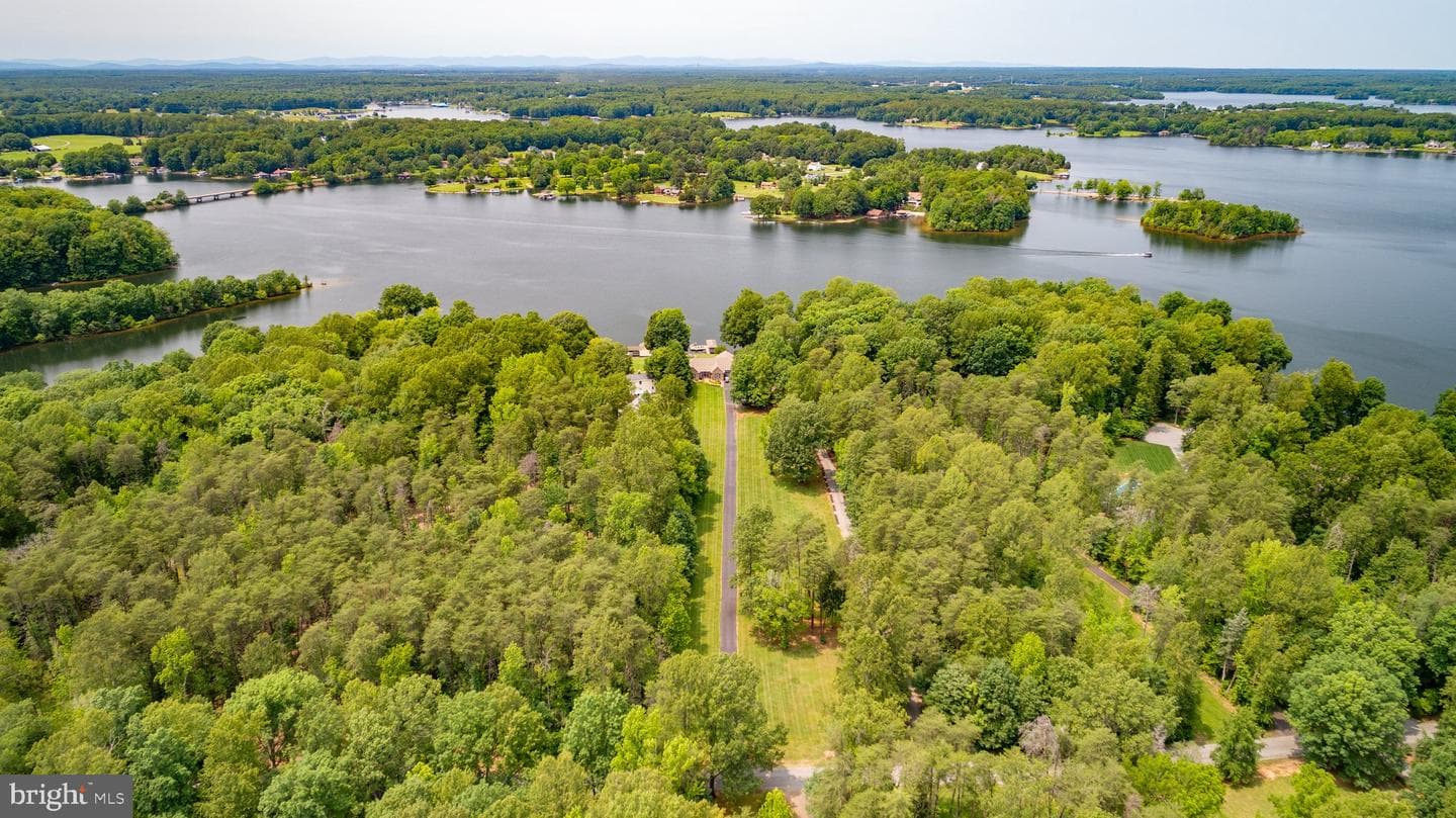 565 Busbees Point Road photo 98