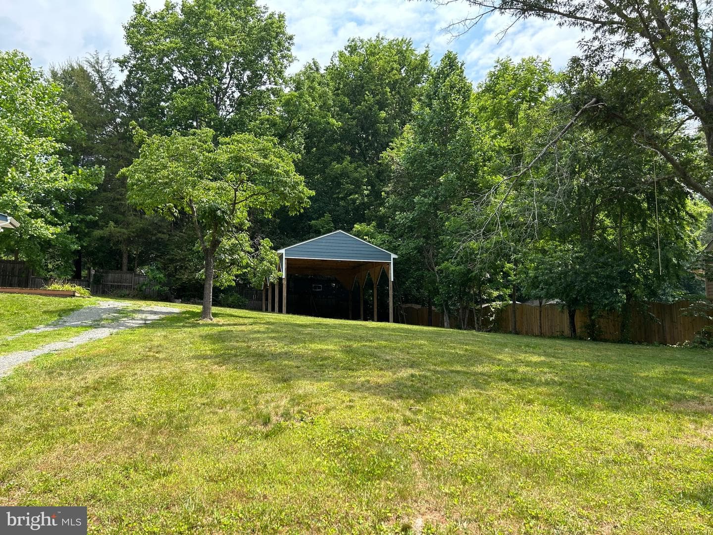 1346 N Lakeshore Drive photo 7