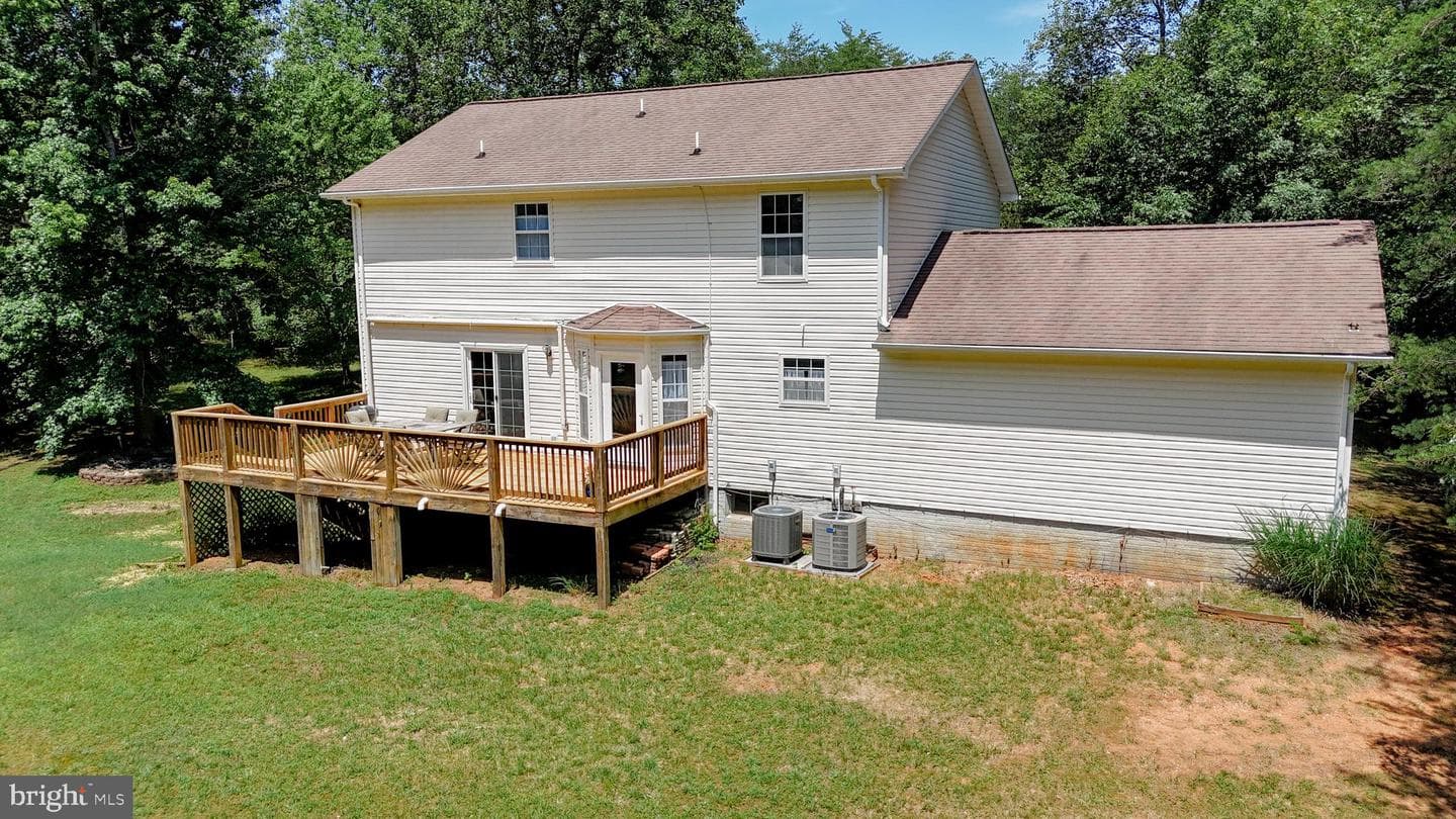 112 Pine Crest Lane photo 2