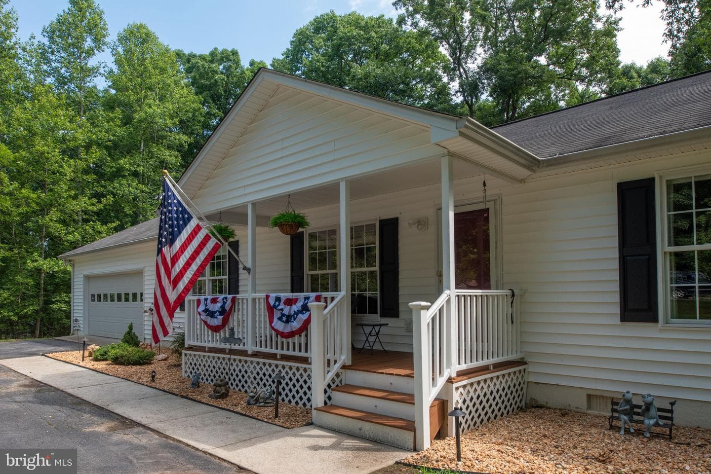 238 David Road photo 1