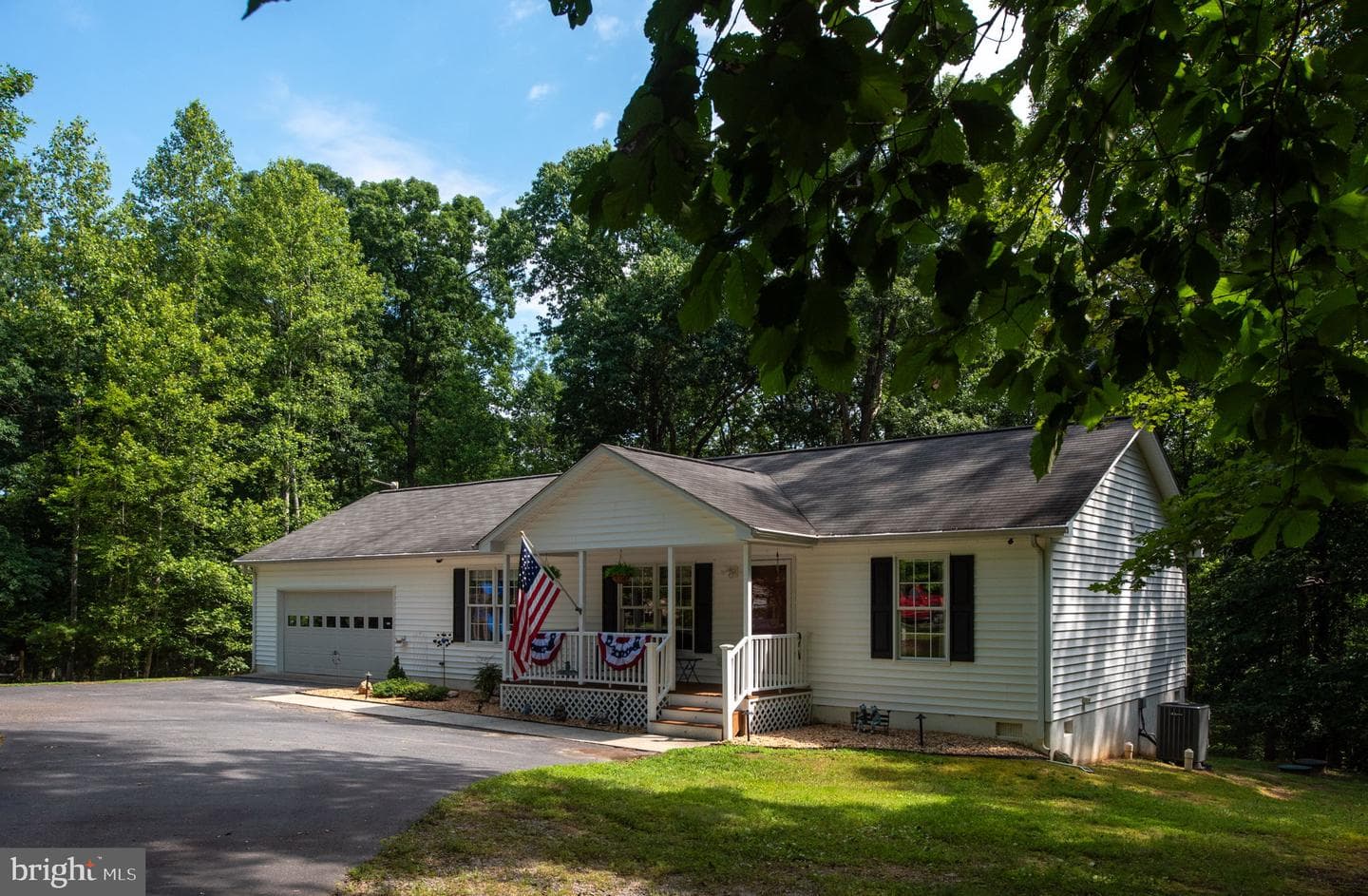 238 David Road photo 2