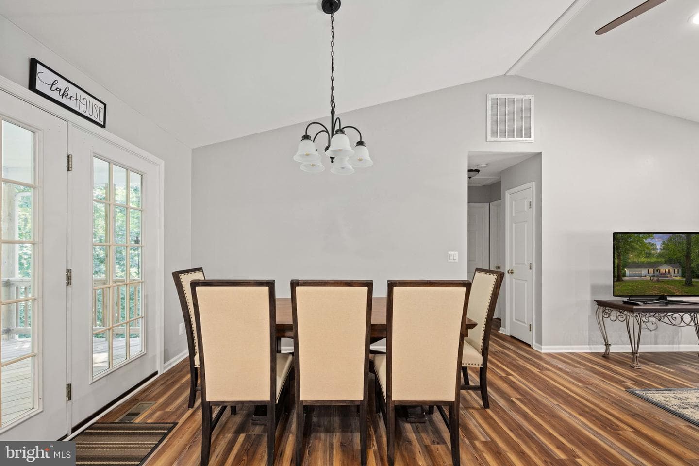 238 David Road photo 25