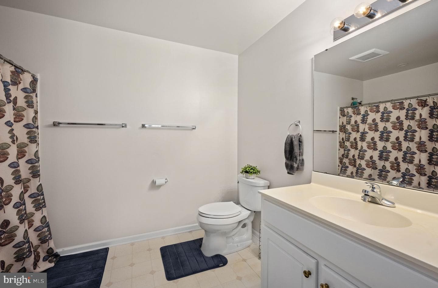 238 David Road photo 32