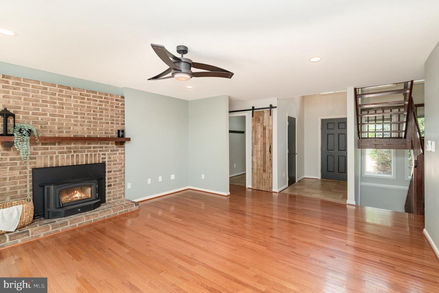 282 Lakeway Road photo 20