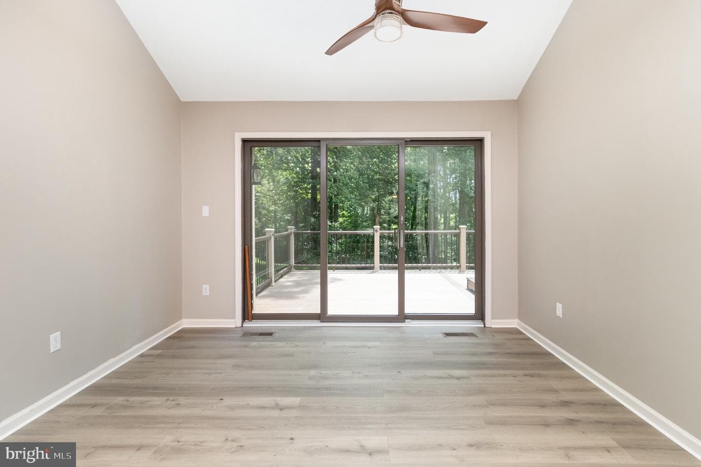 282 Lakeway Road photo 25