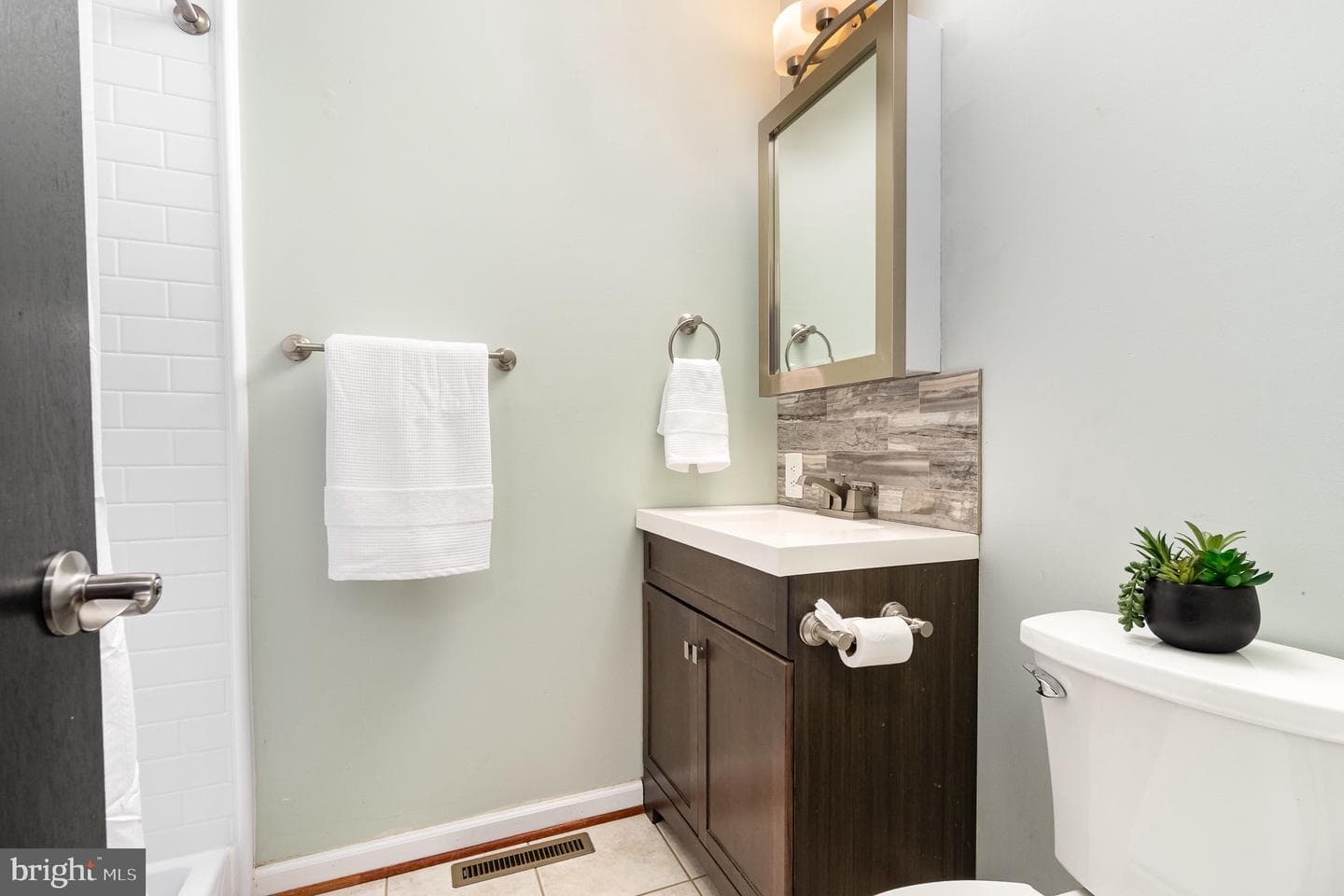 282 Lakeway Road photo 30