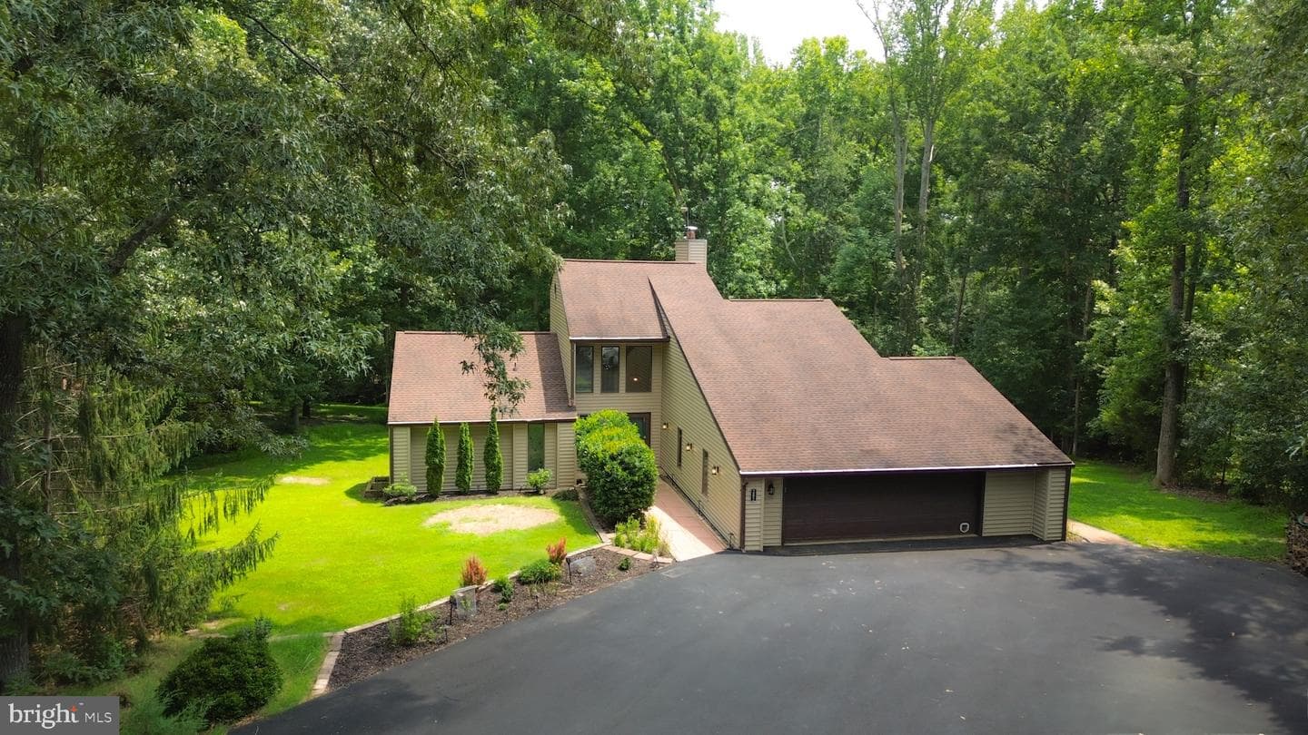 282 Lakeway Road photo 5