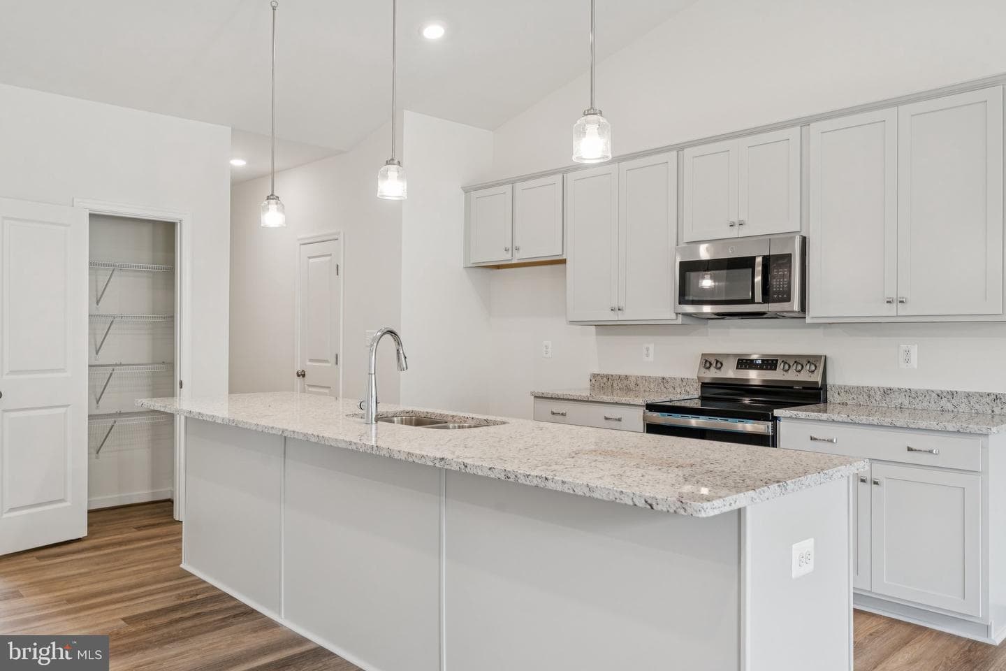159 Alma Road photo 16