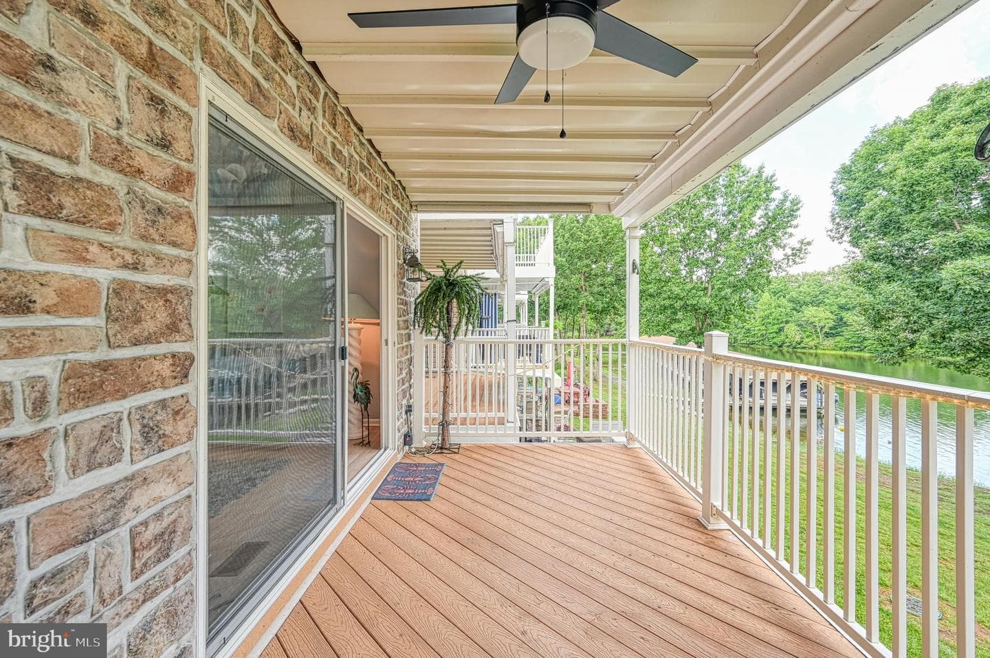 286 Lake Front Drive photo 15
