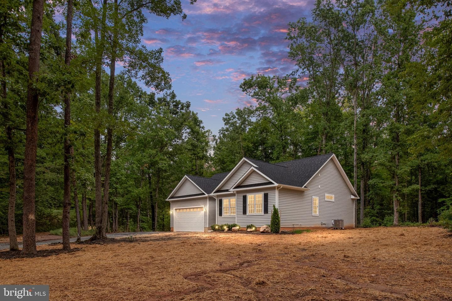 79 Hickory Circle photo 3