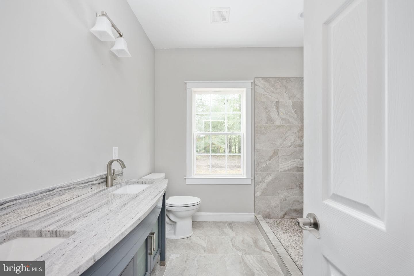 79 Hickory Circle photo 36