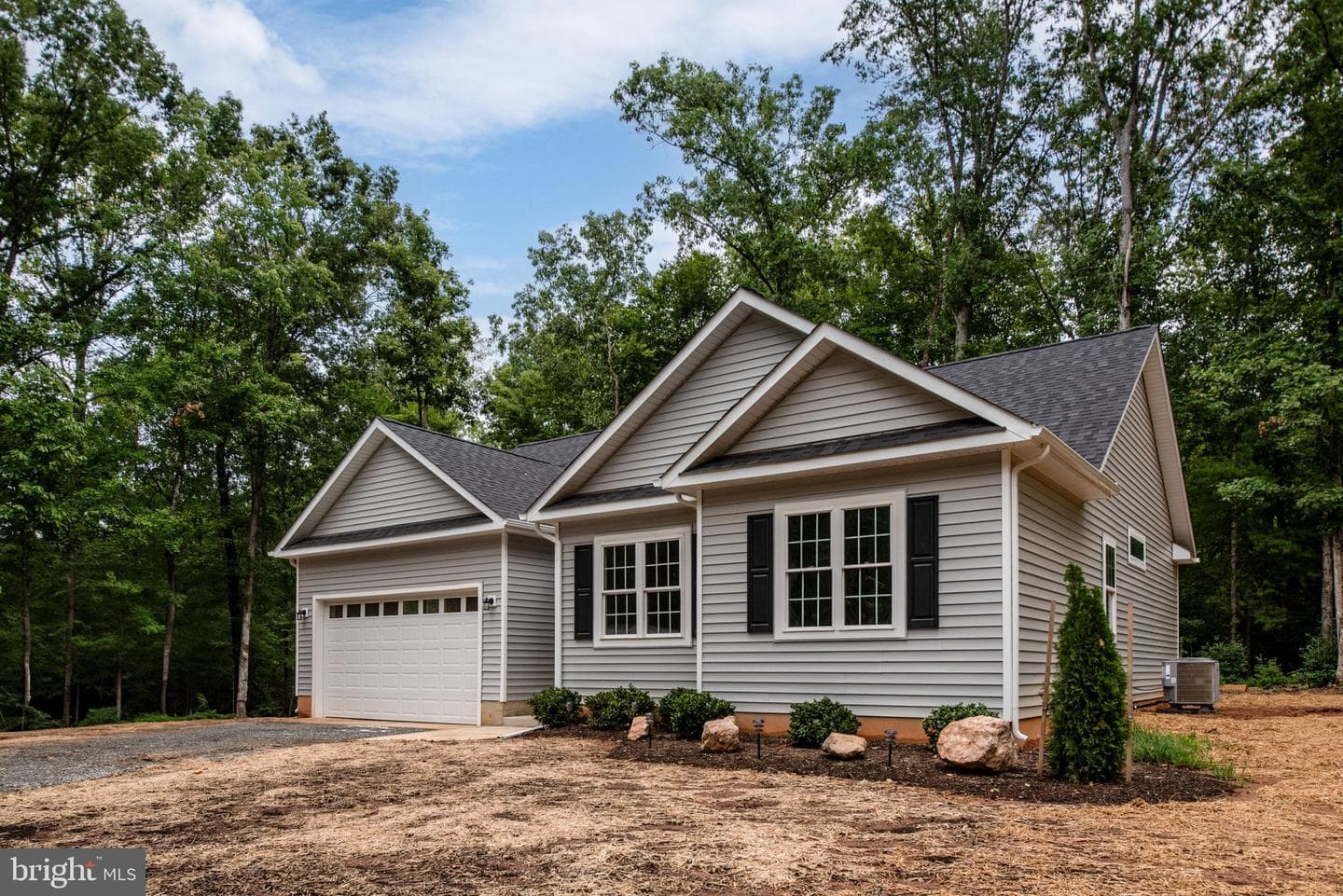 79 Hickory Circle photo 5