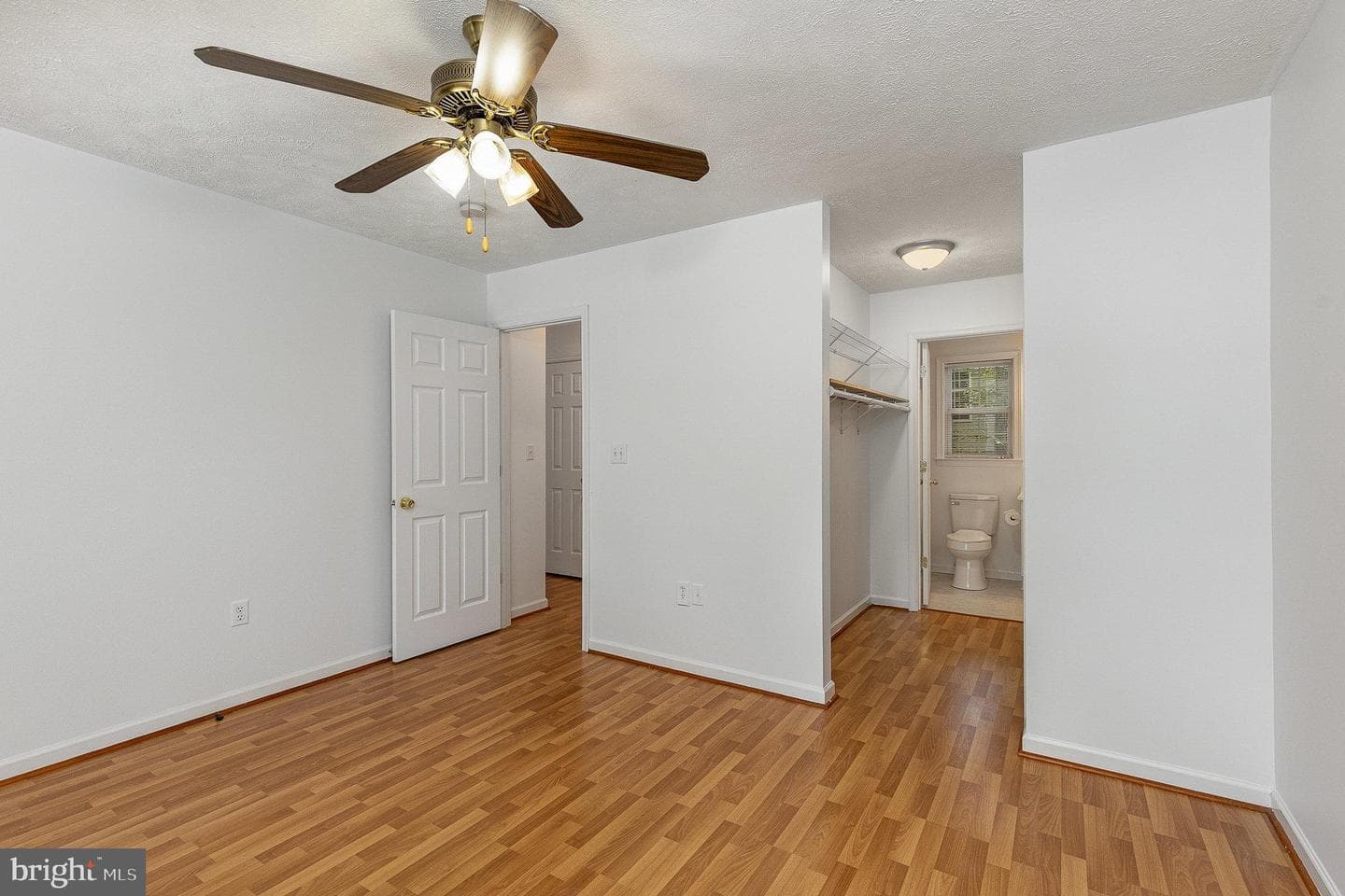 127 Ferndale Drive photo 11