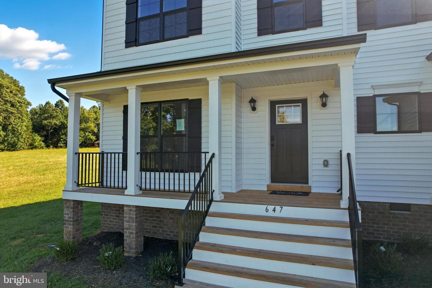 647 Fairview Drive photo 7