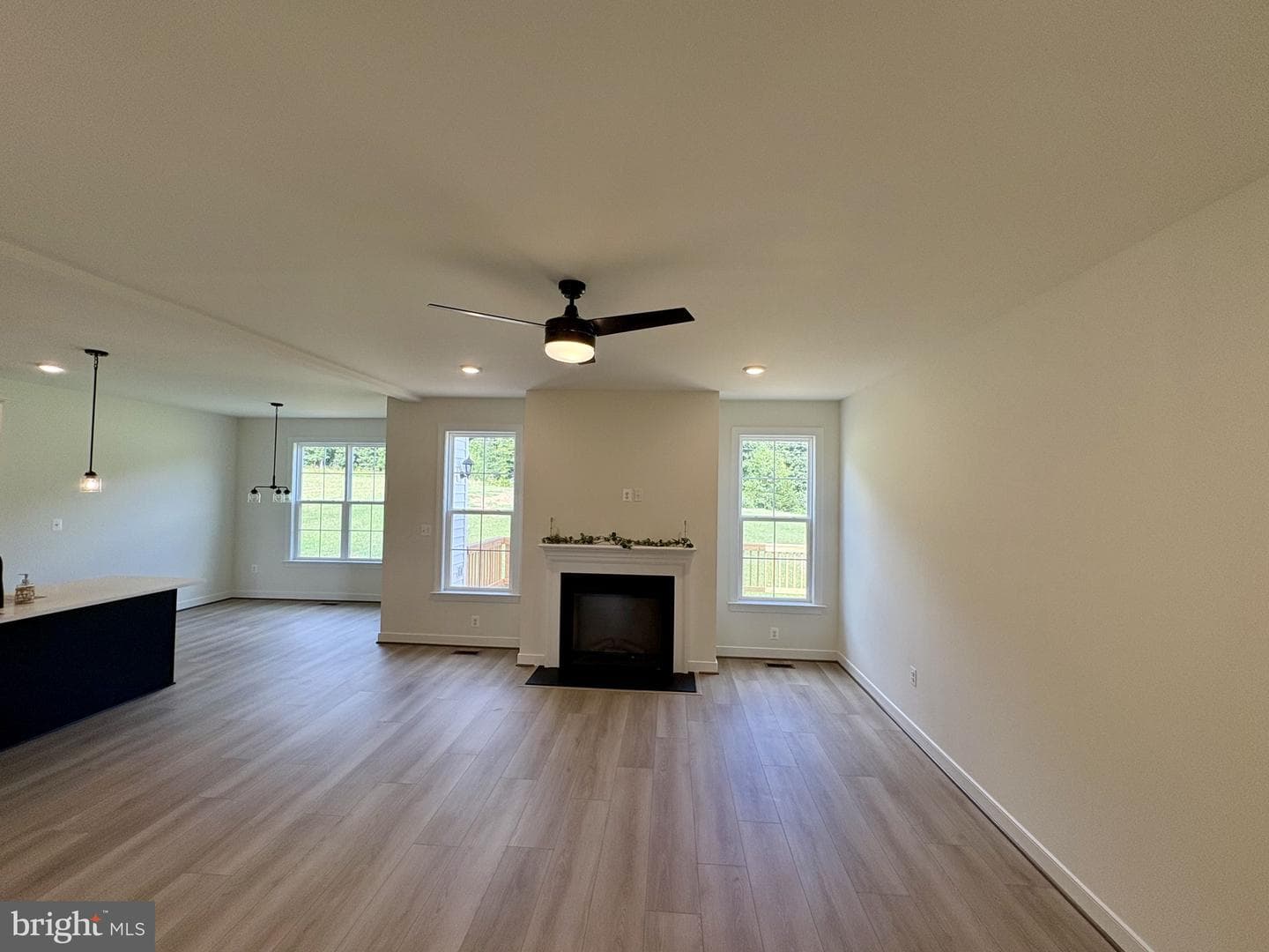 647 Fairview Drive photo 8