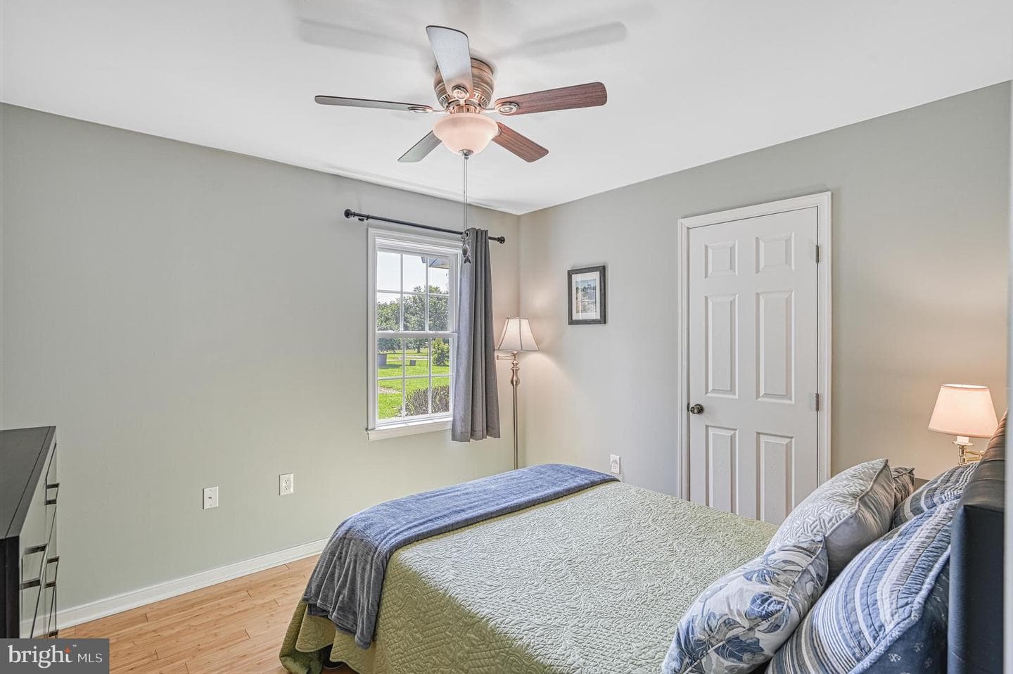 193 Mountain View photo 16